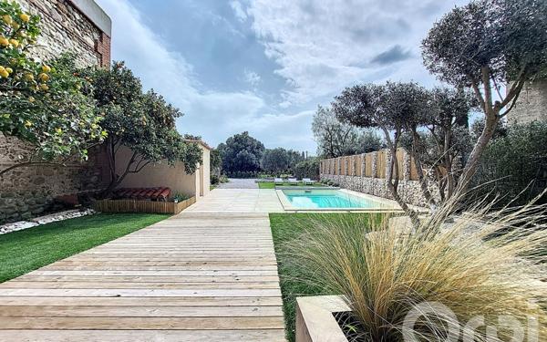 Maison à vendre    7 pièces •  Pollestres