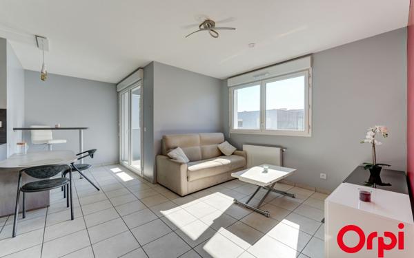 Appartement à vendre    2 pièces • 43,57 m2 Vénissieux