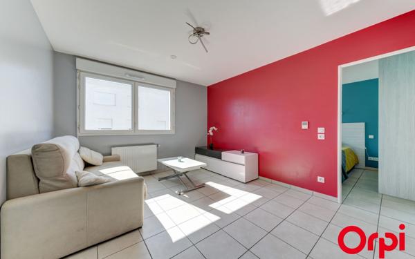 Appartement à vendre    2 pièces • 43,57 m2 Vénissieux