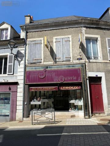Local commercial à vendre à Buzançais dans l'Indre (36500), ref : 1047216