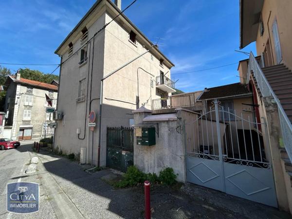 Appartement à louer 1 pièce 35.01m²