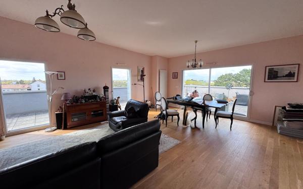 Appartement à vendre    4 pièces • 127 m2 Carquefou