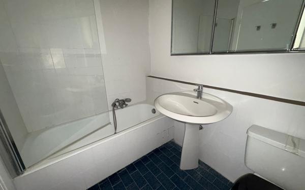 Appartement à louer    3 pièces •  Nice