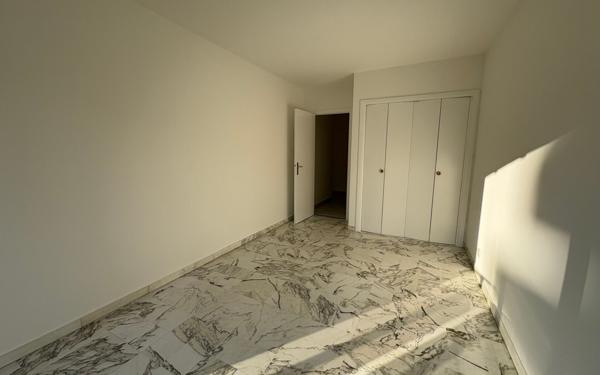 Appartement à louer    3 pièces •  Nice