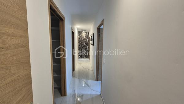 Maison contemporaine de 216 m²