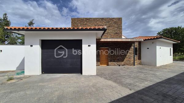 Maison contemporaine de 216 m²