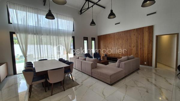 Maison contemporaine de 216 m²