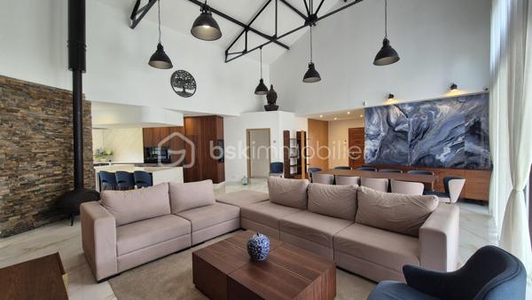 Maison contemporaine de 216 m²
