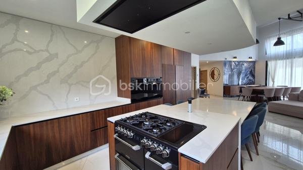 Maison contemporaine de 216 m²