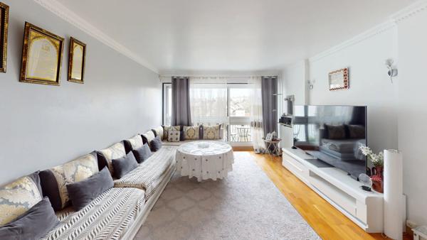 Limite Bourg La Reine, appartement L'HAY-LES-ROSES 5 pièces 98.97 m²