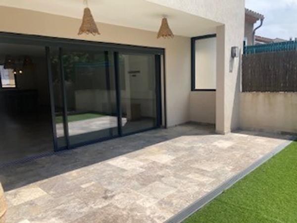 Maison de ville + grand garage