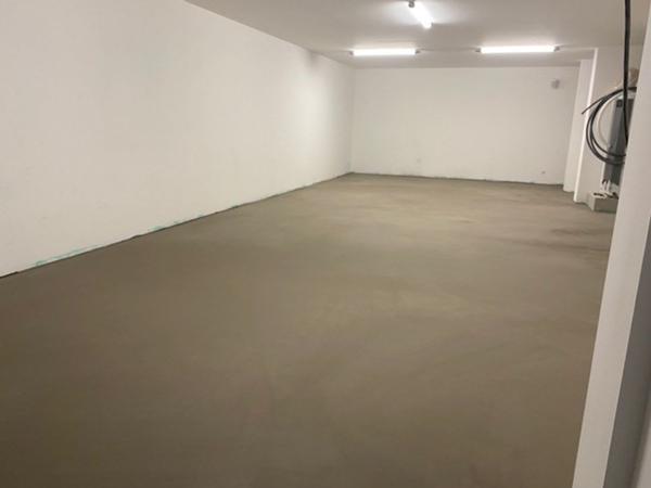 Maison de ville + grand garage