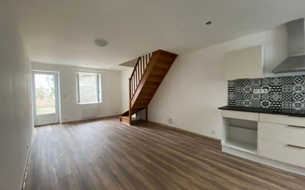 Maison à louer    2 pièces •  Castres