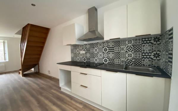 Maison à louer    2 pièces •  Castres