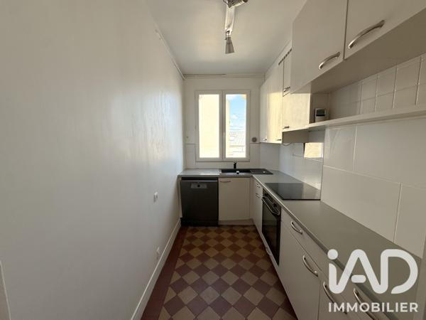 Location appartement 4 pièces 83 m² Issy-les-Moulineaux