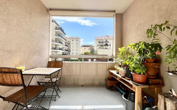 Appartement à vendre    4 pièces • 99,15 m2 Villeurbanne