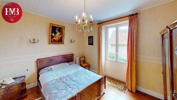 Maison à vendre à Montsalvy dans le Cantal (15120), ref : 10627/1005