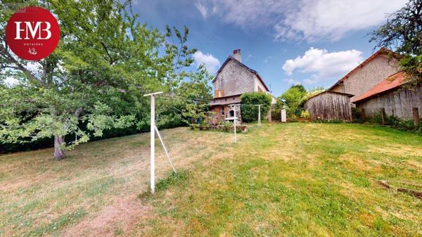 Maison à vendre à Montsalvy dans le Cantal (15120), ref : 10627/1005