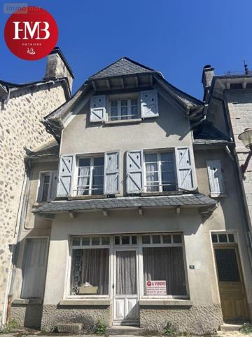 Immeuble à vendre à Mandailles-Saint-Julien dans le Cantal (15590), ref : 10627/1004