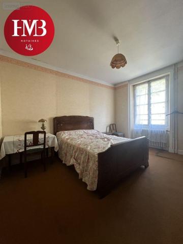 Immeuble à vendre à Mandailles-Saint-Julien dans le Cantal (15590), ref : 10627/1004