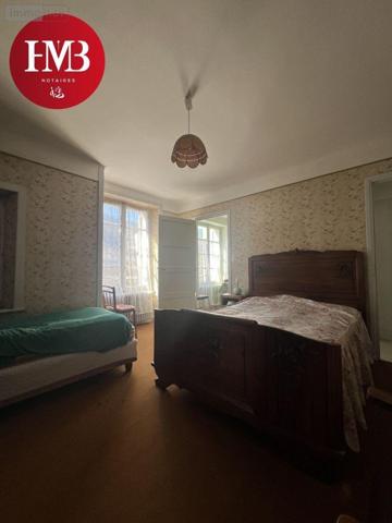 Immeuble à vendre à Mandailles-Saint-Julien dans le Cantal (15590), ref : 10627/1004