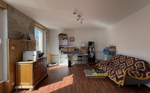 Appartement à vendre    3 pièces • 64 m2 Wisches