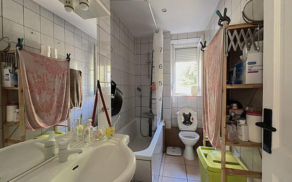 Appartement à vendre    3 pièces • 64 m2 Wisches