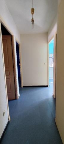 Ensemble immobilier 3 logements, cour, garage et et terrasse avec vues