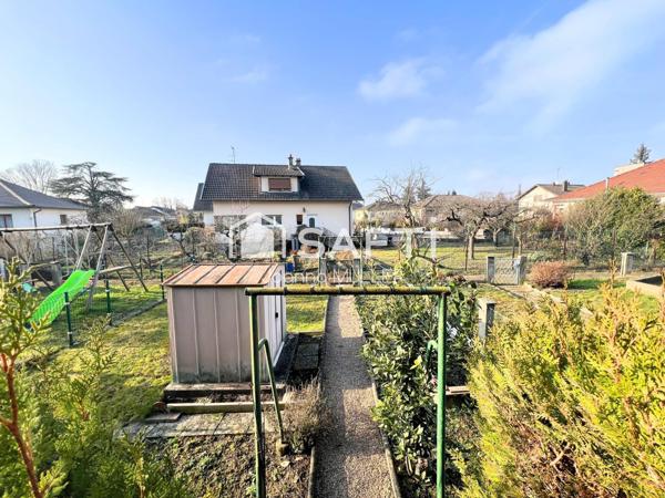 Maison Mitoyenne T5 de 91 m2 sur 2,36 ares avec un sous-sol complet et un extérieur aménagé