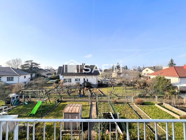 Maison Mitoyenne T5 de 91 m2 sur 2,36 ares avec un sous-sol complet et un extérieur aménagé