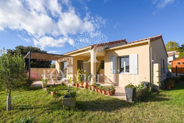 Visan (84820) Villa 2 chambres sur 488m² de terrain