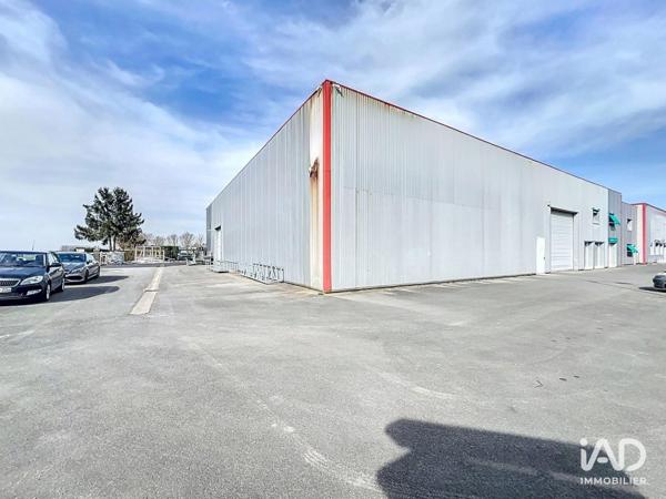 Location local d’activité 1 345 m² Chevry-Cossigny
