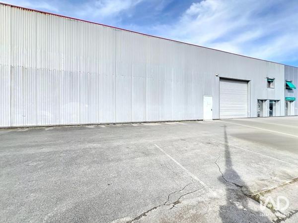 Location local d’activité 1 345 m² Chevry-Cossigny