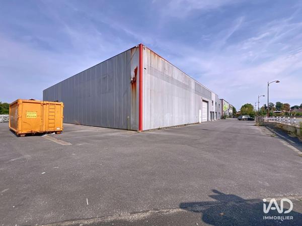 Location local d’activité 1 345 m² Chevry-Cossigny