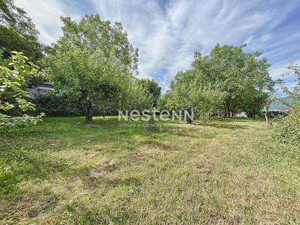 Terrain constructible d'environ 875 m², à vendre sur la commune de Versonnex