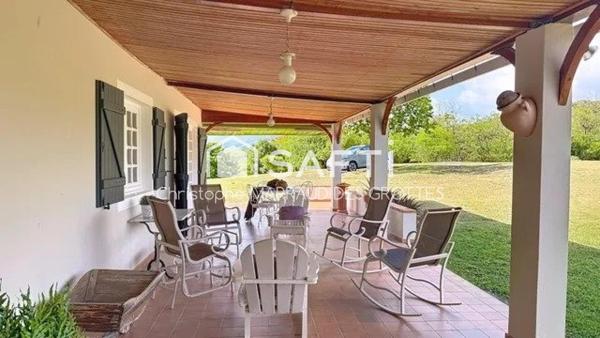 VILLA DE 6 CHAMBRES  VUE MER ET MONTAGNE