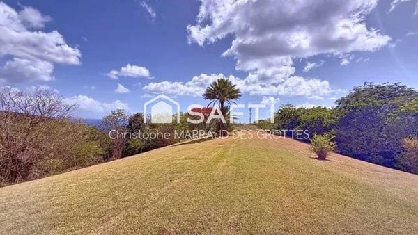 VILLA DE 6 CHAMBRES  VUE MER ET MONTAGNE