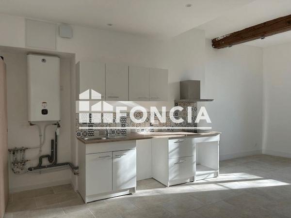 Location Studio 32.69 m² - 1 BOULEVARD VICTOR HUGO Uzes 30700