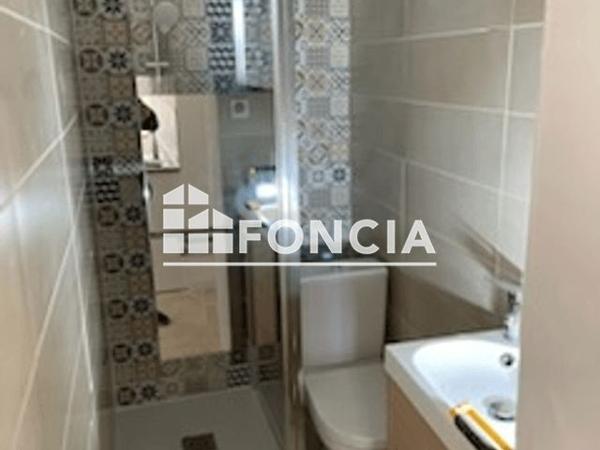 Location Studio 32.69 m² - 1 BOULEVARD VICTOR HUGO Uzes 30700