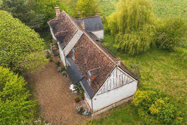 Maison
         9 pièces
        - 250 m² 485 000 € *