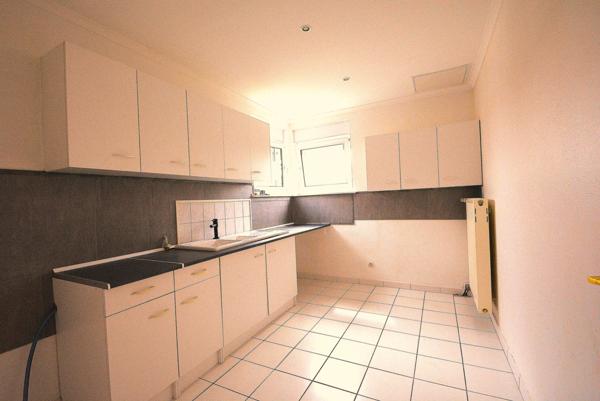 Raimbeaucourt (59) Appartement à louer 3 pièces 90 m² 800 €