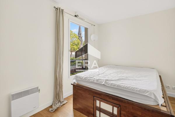 Appartement Paris 4 pièce(s) 102 m2