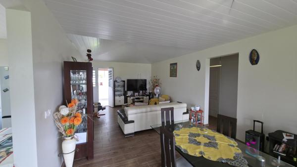 Villa moderne 95 m² avec jardin – La Trinité