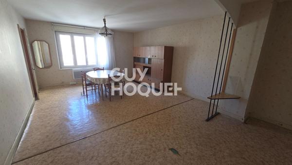 PONTARLIER CENTRE APPARTEMENT A RENOVER