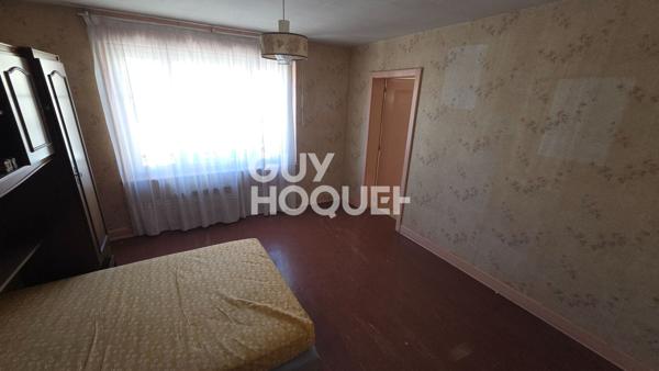 PONTARLIER CENTRE APPARTEMENT A RENOVER