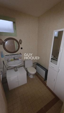 PONTARLIER CENTRE APPARTEMENT A RENOVER