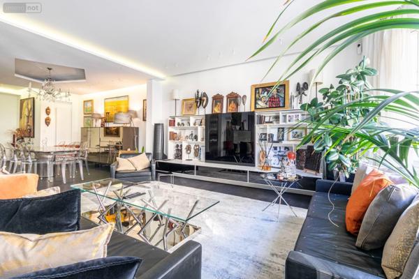 Appartement à vendre à Paris 7e arrondissement à Paris (75007), ref : COGNAC JAY