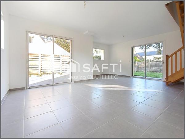 À découvrir sur Elven, à proximité immédiate des commerces et des écoles !