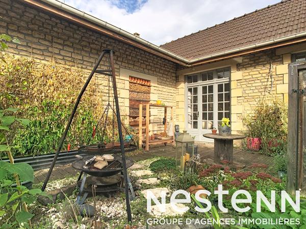 Maison de plain-pied, centre-ville de Mondeville