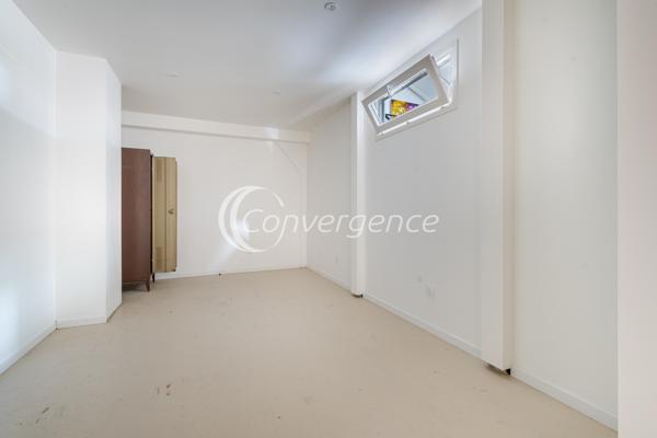 Maison
                                                                                                                                                                                                                                                                                                                        5 pièce(s)                                                                                                                                                                                                          3 chambre(s)                                                                                                                                                                                                          150  m²